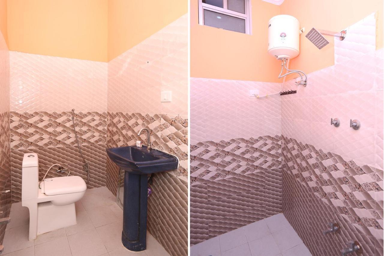 Oyo 22221 Yadav Hotel Bhiwadi Zewnętrze zdjęcie