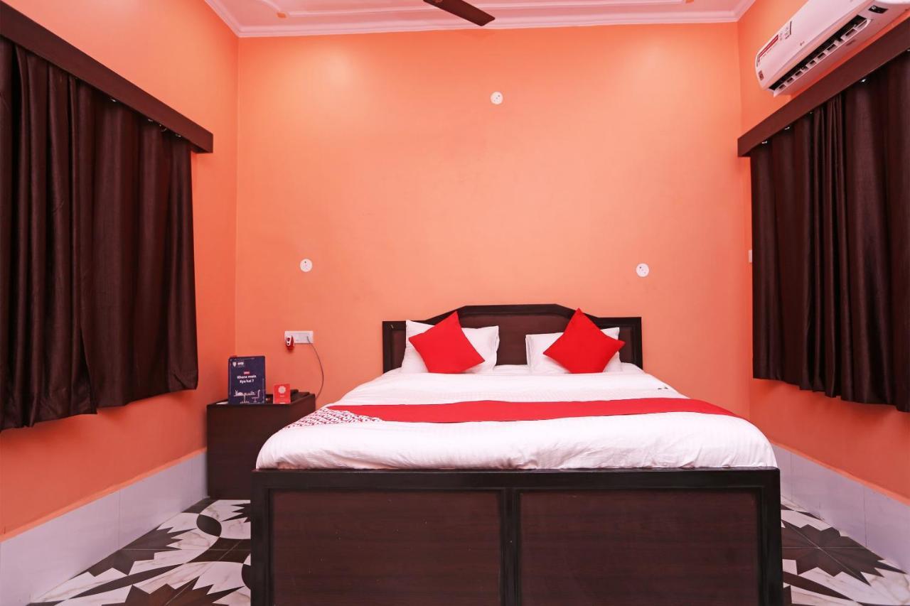 Oyo 22221 Yadav Hotel Bhiwadi Zewnętrze zdjęcie